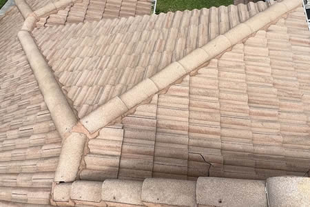 Roof Cleaning Questions: What to Ask Before You Hire Anyone Thumbnail