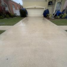 Top-notch-Driveway-Washing-in-Palm-Beach-Gardens-Florida 0